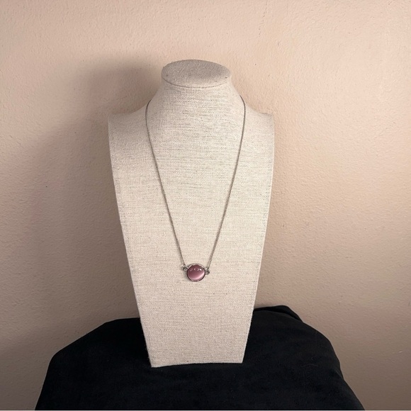 SILVER AND PINK GEM NECKLACE ROUND PENDANT LOBSTER CLOSURE - Picture 7 of 7